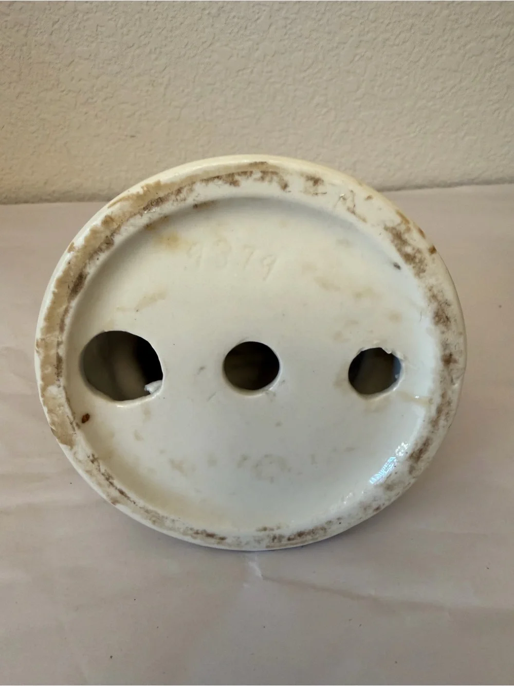 The Unbranded Brand elegant porcelain